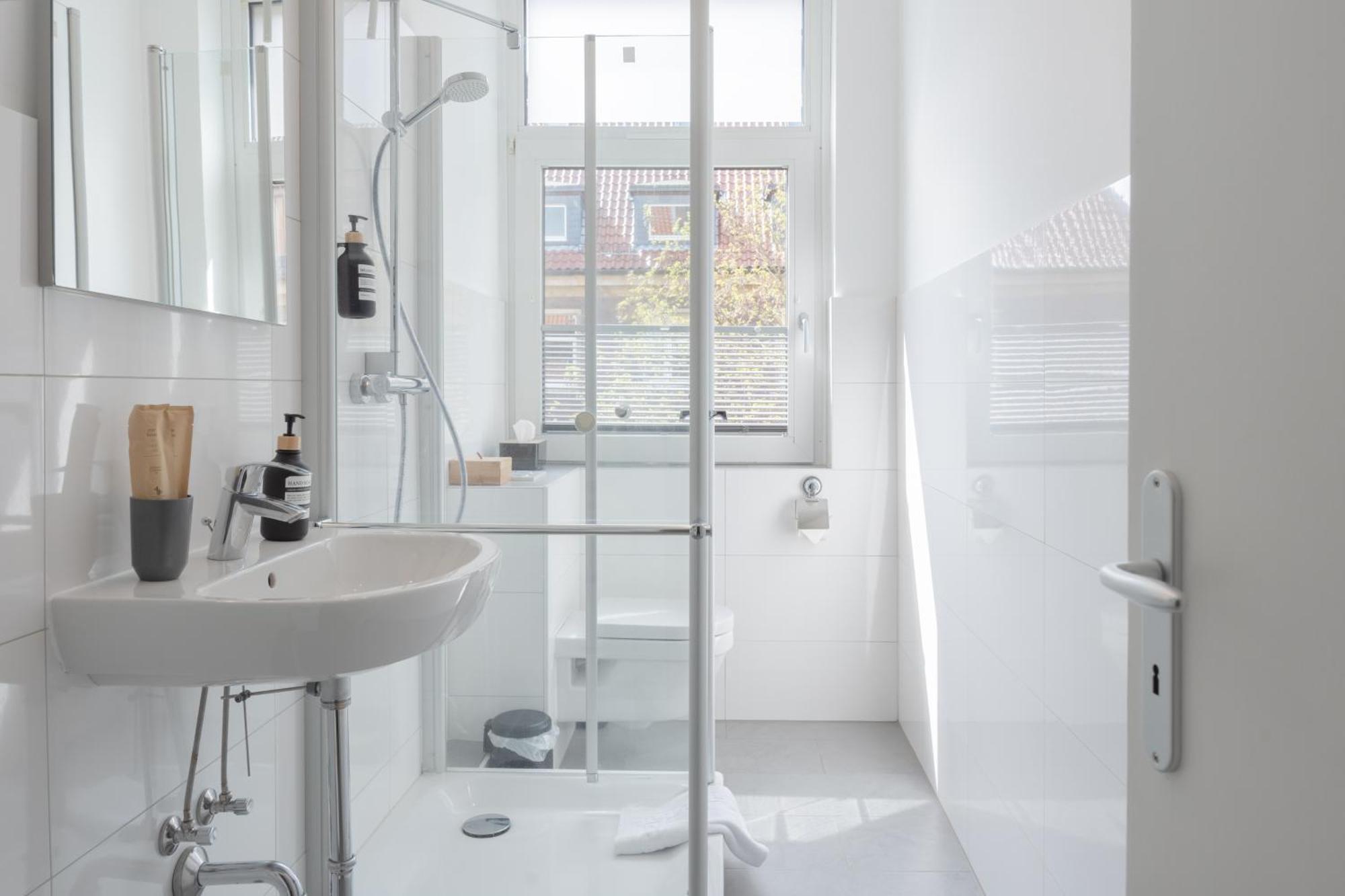 Modernes Apartment In Top Lage Komfortabel Eingerichtet Mit Arbeitsplatz Und Kueche - Geibelsuite Hannover Eksteriør bilde